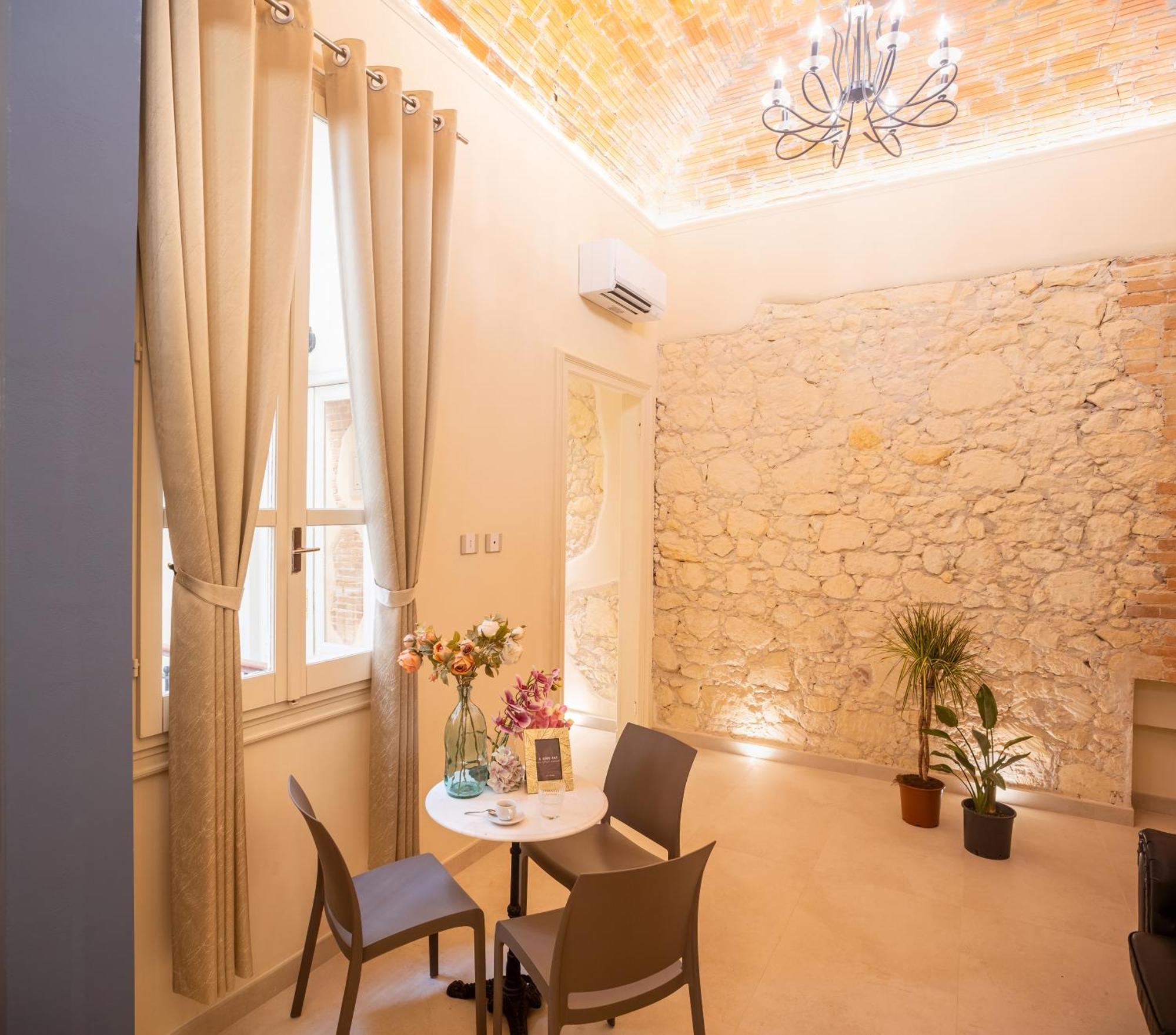 Magnini Rooms 卡利亚里 外观 照片